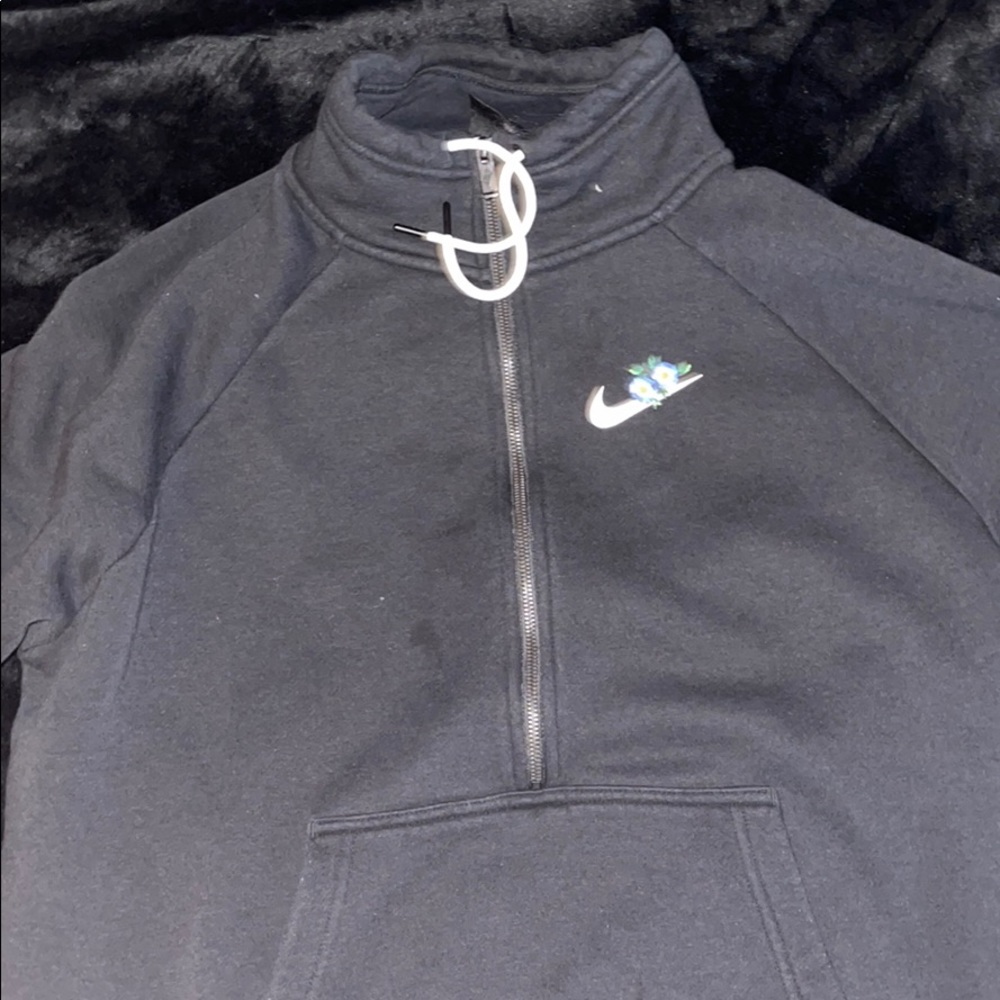 A floral accents nike pullover
